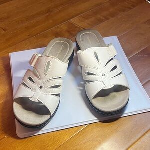 Croft & Barrow White Cutout Sandals